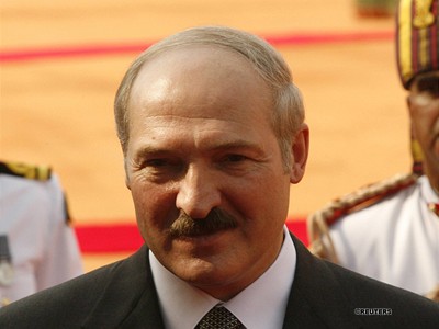 Lukasenko Luzskov pártján? 