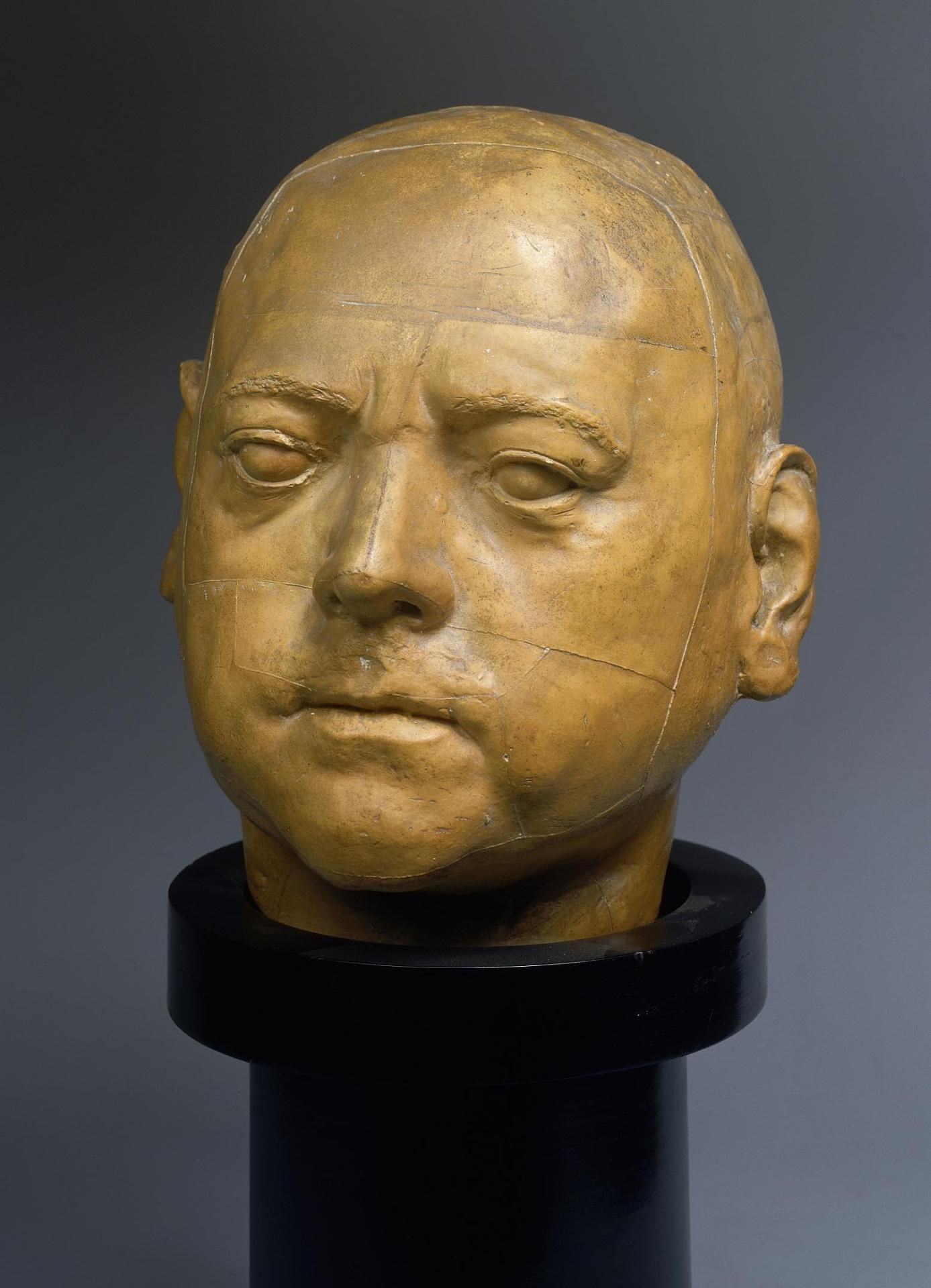 I. Péter emlékműve