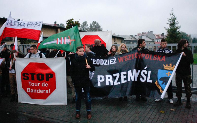 Lengyel-ukrán emlékműháború