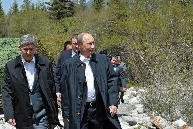 Biskekben tárgyalt Putyin
