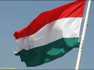 Magyar zászlót égettek Jerevánban 
