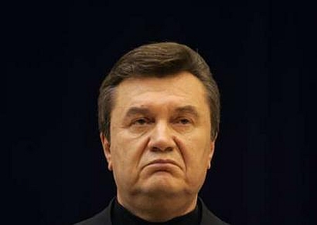 Janukovics megfelezte a saját fizetését