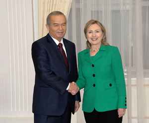 Clinton Biskekben és Taskentban 