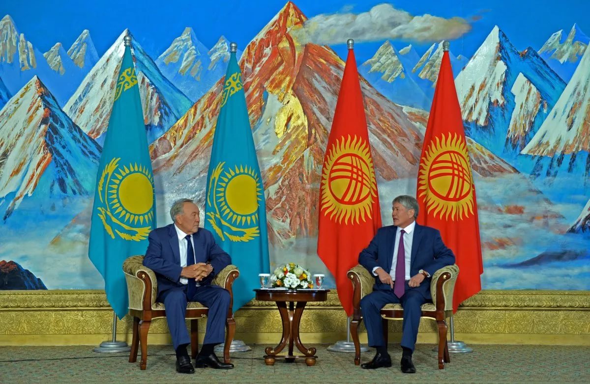 A kirgiz elnök élesen kirohant Kazahsztán ellen 