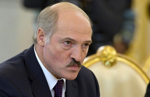 Lukasenko betámadta Alekszijevicset 