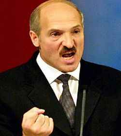 Lukasenko nekiment Oroszországnak