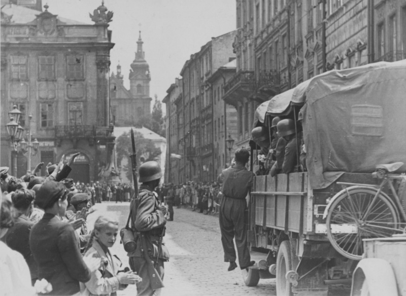 Ahol virággal várták a németeket 1941-ben 