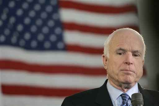 McCain: Kadhadi sorsa megrettentette Putyint 