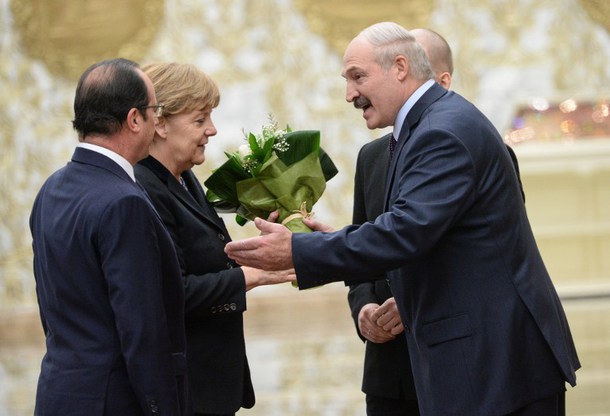 Az EU feloldotta a Lukasenko elleni szankciókat