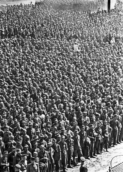 1944 - német foglyok menete Moszkvában 