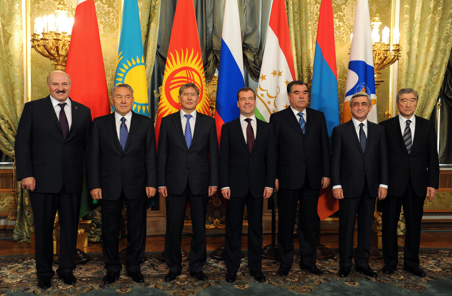Közép-Ázsia kicsúszik az oroszok kezéből?