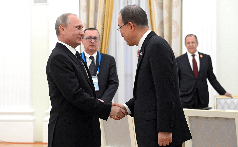 Az ENSZ főtitkára látta a Putyin iránti szeretetet