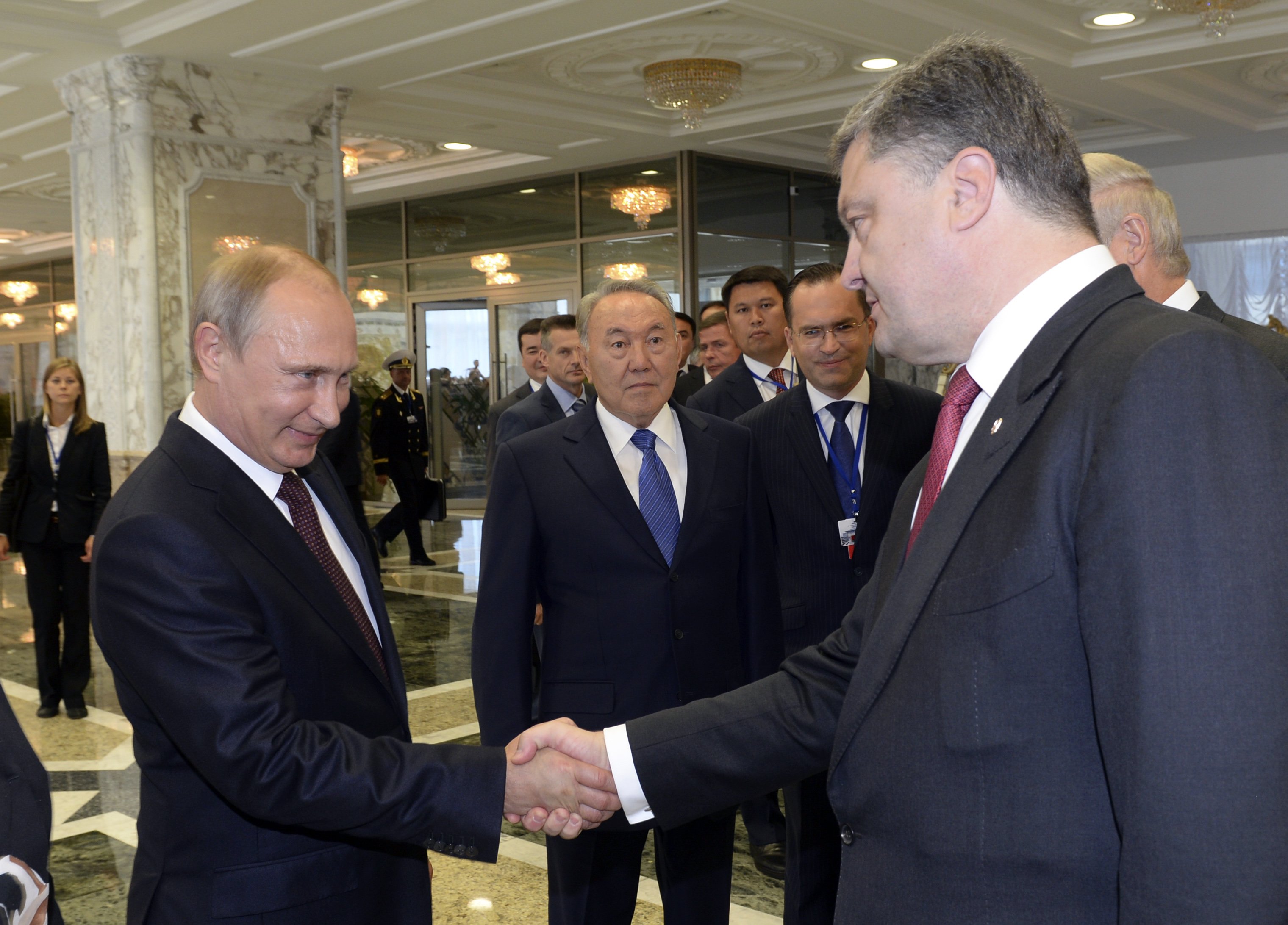 Putyin: én támogattam elsőként Porosenkót