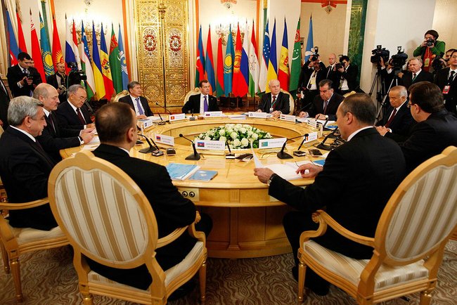Karimovnak most éppen tetszik az Eurázsiai Unió