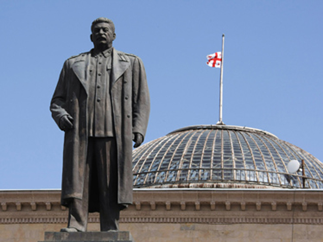 Gorinak még várni kell a Sztálin-szoborra