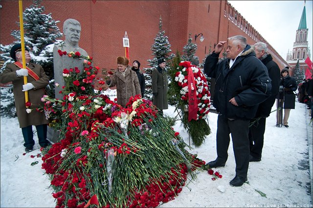 Sztálinra emlékeztek az orosz kommunisták