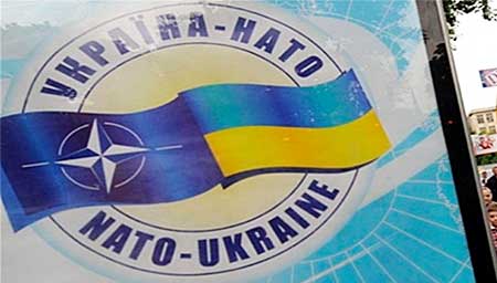 Fordulat: NATO-párti lett Ukrajna 