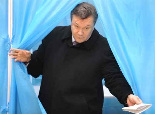 Janukovics bebetonozná az elit hatalmát